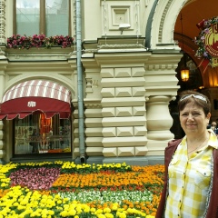 Люба Сергеенкова, Луганск