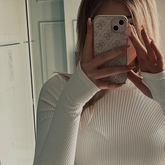 Tania Ihnativ, Золочев