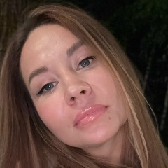 Алена Ислаева, Москва