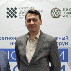 Виктор Иванов, Абакан
