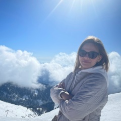 Юлия Ефремова, 27.03, Санкт-Петербург