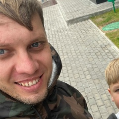 Миша Маслов, Москва