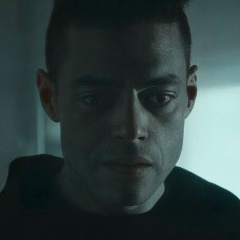 Elliot Alderson, 17.09.1986