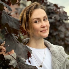 Юлия Третьякова, Санкт-Петербург