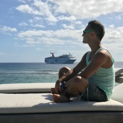 Руслан Урманцев, 01.05, Москва