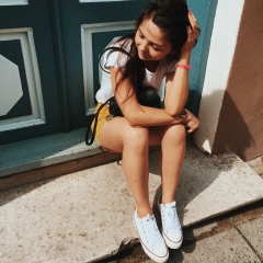 Ксюша Цэ, Санкт-Петербург