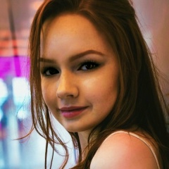 Emily Brown, 26.08.1988, London