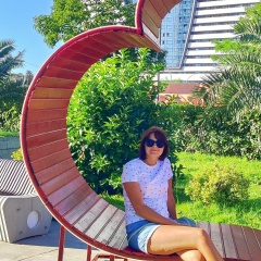 Лиана Калюжнова, Санкт-Петербург