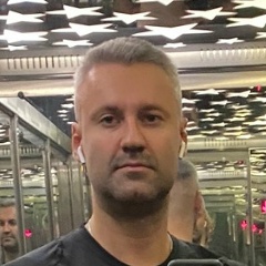 Иван Иванов
