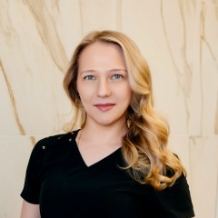 Саша Колесникова, Санкт-Петербург