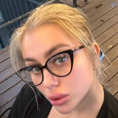 Настя Грехова