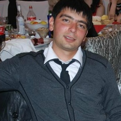Armen Yan, Гюмри