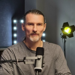 Алексей Усов, 17.08.1977, Москва