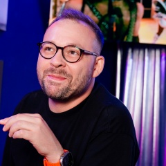 Рома Колесников, Санкт-Петербург