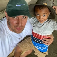 Igor Dobroserdov, 27.02, New York City