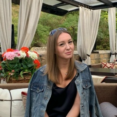 Олька Жарова, Москва