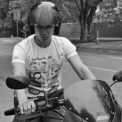 Adham Guru, 21.07.1992, New Delhi