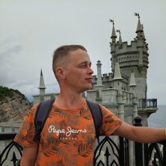 Андрей Карманов