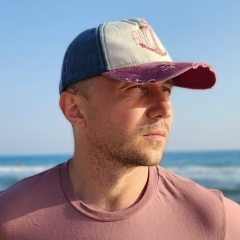 Александр Юняев