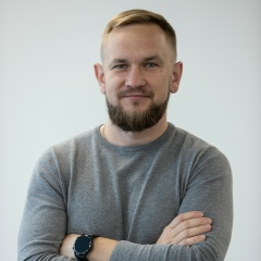 Алексей Холин, Казань