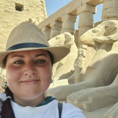 Алина Тихонова