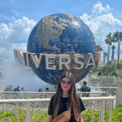 Ксюша Д, Москва