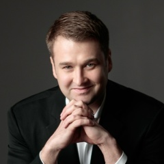 Peter Ovcharov, 31.12.1981, Seoul