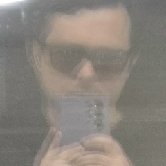 Антон Богомолов