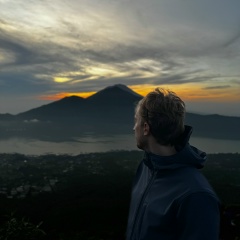 Никита Веселов, 20.10.1998, Санкт-Петербург