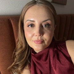 Виктория Исаченко, Санкт-Петербург