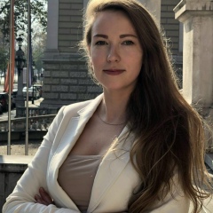 Александра Лапшина