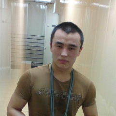 Султан Акбаров