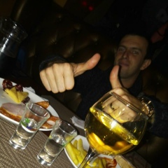 Саша Ищенко, 08.03.1990, Гадяч