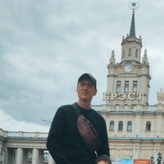 Артем Панов