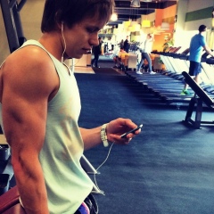 Серёшка Фролов, 11.07.1989, Чехов