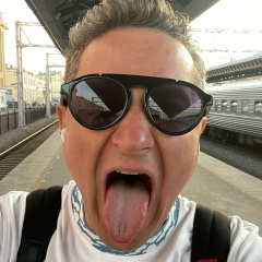 Николя В, Санкт-Петербург