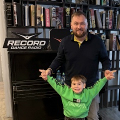 Александр Вячеславович, 14.08, Los Angeles