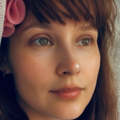 Лили Вингс, 18.09