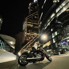 Максим Кущ, Москва