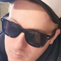 Андрей Тихомиров