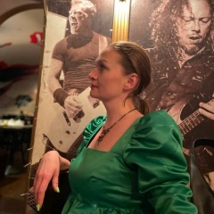 Нина Есина, Санкт-Петербург