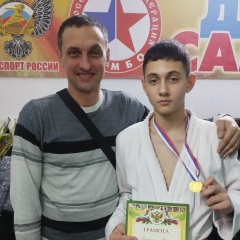 Павел Резник, Рубежное