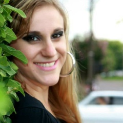 Juliana Zanatta, 15.10.1987