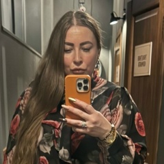 Кира Брезгина, Санкт-Петербург