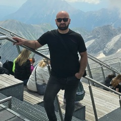 Mher Poghosyan, Ереван