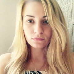 Оленька Петрова, Харьков