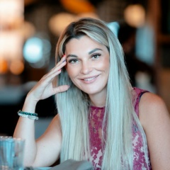 Юлия Ратникова, Санкт-Петербург