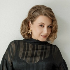 Анна Крутова, Санкт-Петербург