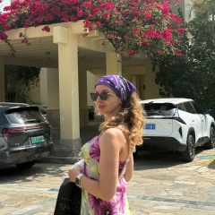 Надежда Цыхоцкая, Санкт-Петербург