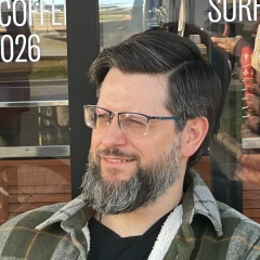 Эдуард Киндрук, Москва